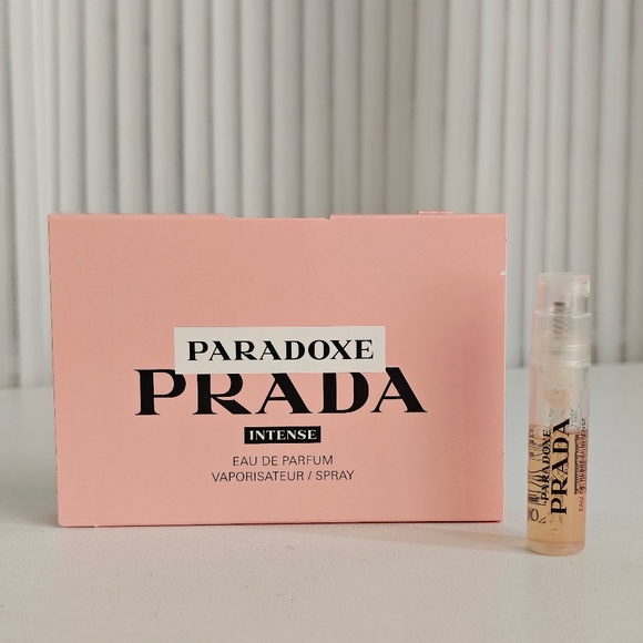 NEW Prada PARADOXE Intense EDP 0.04oz 1.2ml Sample Spray - Picture 1 of 1
